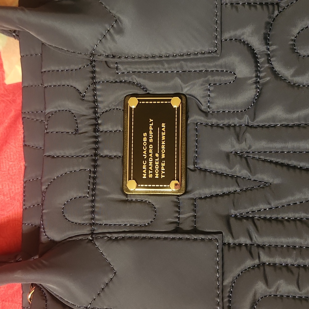 TOTE - Picture 2 of 4